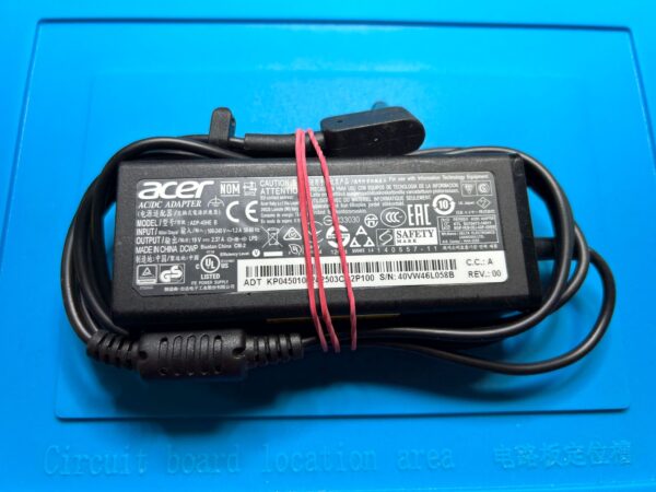 Incarcator laptop SH original Acer 45W 19V 2.37A mufa 5.5*1.7mm