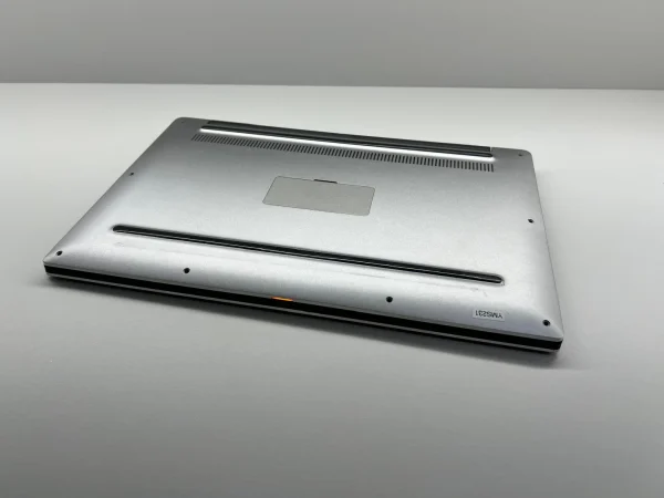 Laptop SH Dell XPS 13 9360 i7-7500U 8Gb Ram SSD 240 Gb - imagine 4