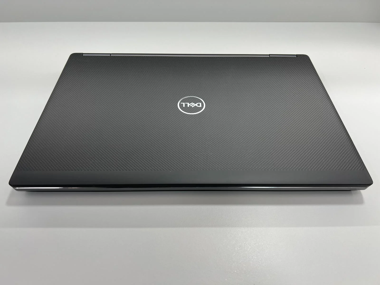 Laptop/Workstation SH Dell Precision 7740 i7-9850H 128 GB RAM RTX 5000 16 gb SSD 1TB - imagine 4