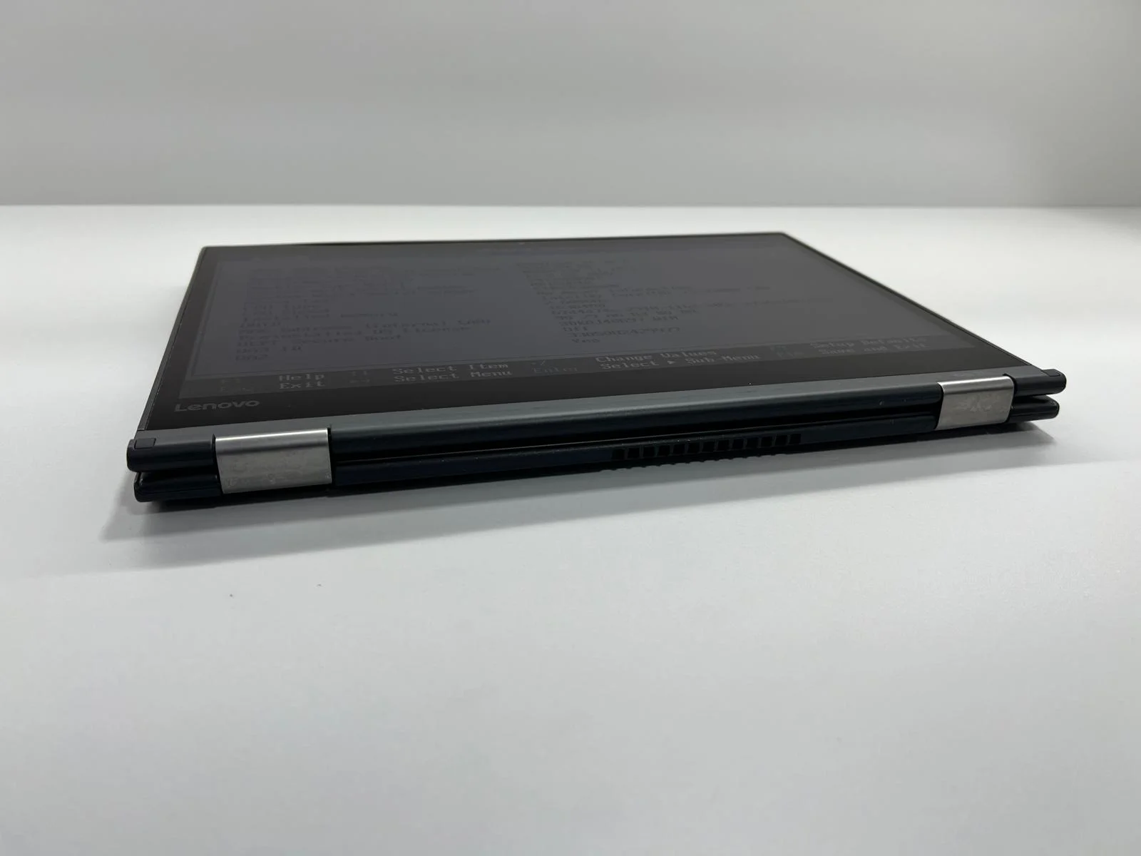 Laptop SH Lenovo Yoga 370 i5-7300u 16gb RAM SSD 240 gb CONVERTIBLE - imagine 3