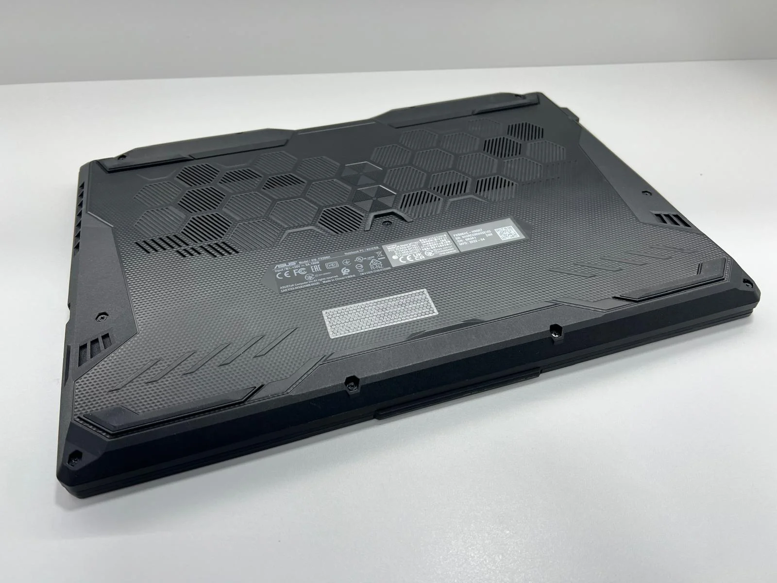 Laptop SH Gaming ASUS TUF F15 i7-11800H RTX 3050 4gb 512gb SSD Ram 32gb - imagine 7