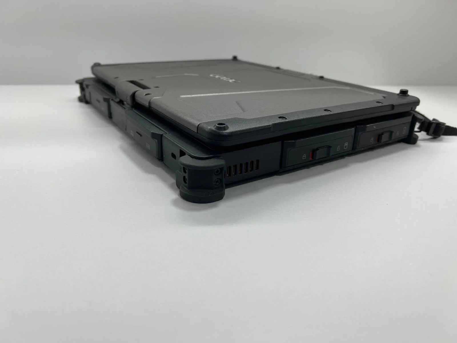 Laptop SH GETAC Fully Rugged i5-4300U SSD M2 256Gb+128 Gb 12GB Ram Tableta Touchscreen convertible - imagine 5