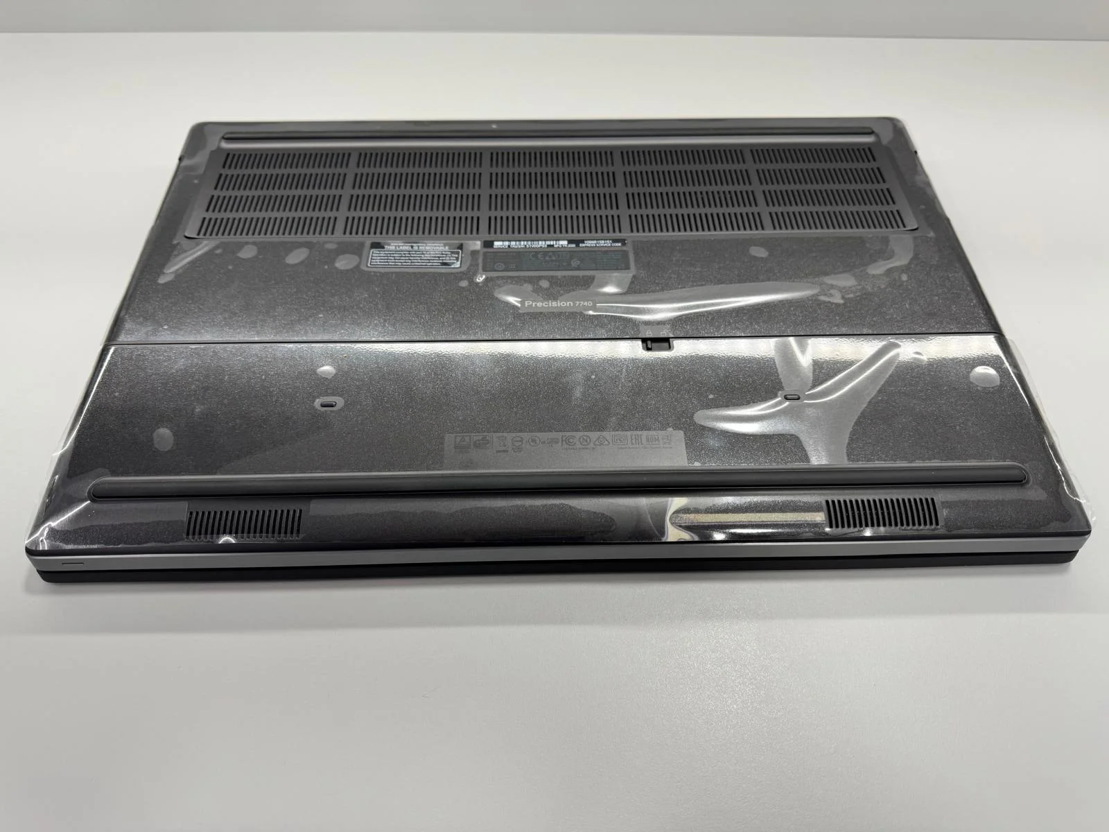 Laptop/Workstation SH Dell Precision 7740 i7-9850H RTX 5000 16 gb 64 GB RAM SSD 512gb - imagine 12