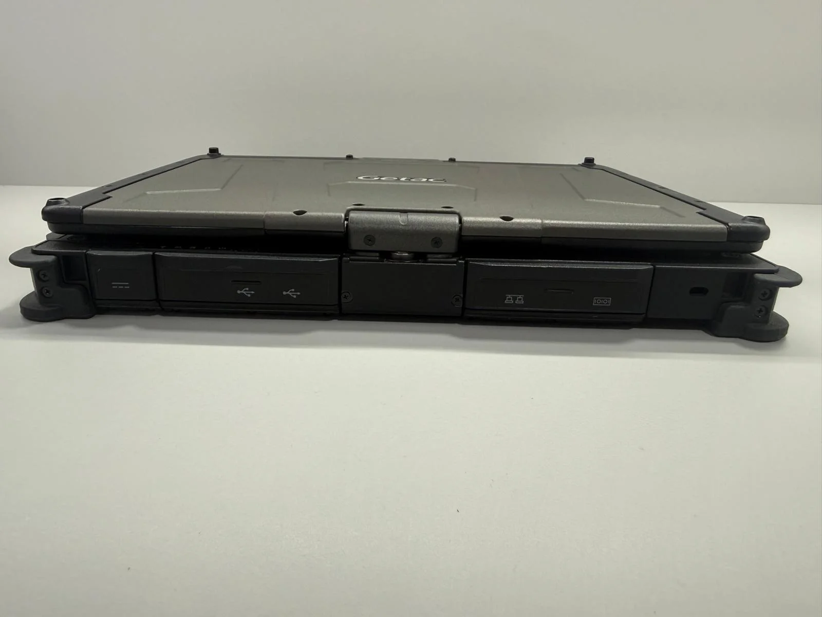Laptop SH GETAC v110 G4 Fully Rugged i5-7200U SSD 512Gb 16GB Ram Touchscreen - imagine 5