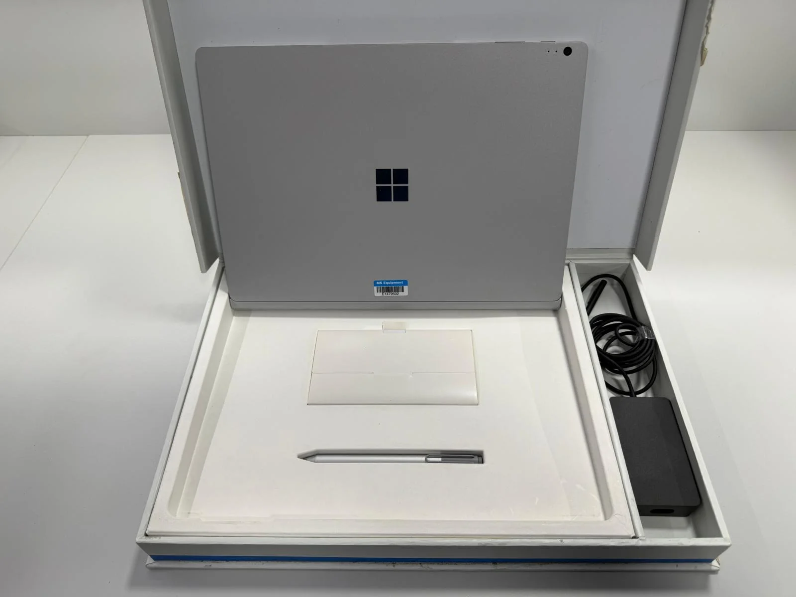 Tableta Microsoft Surface Book 2 SH i7-6600u 8gb ram 256gb ssd - imagine 5