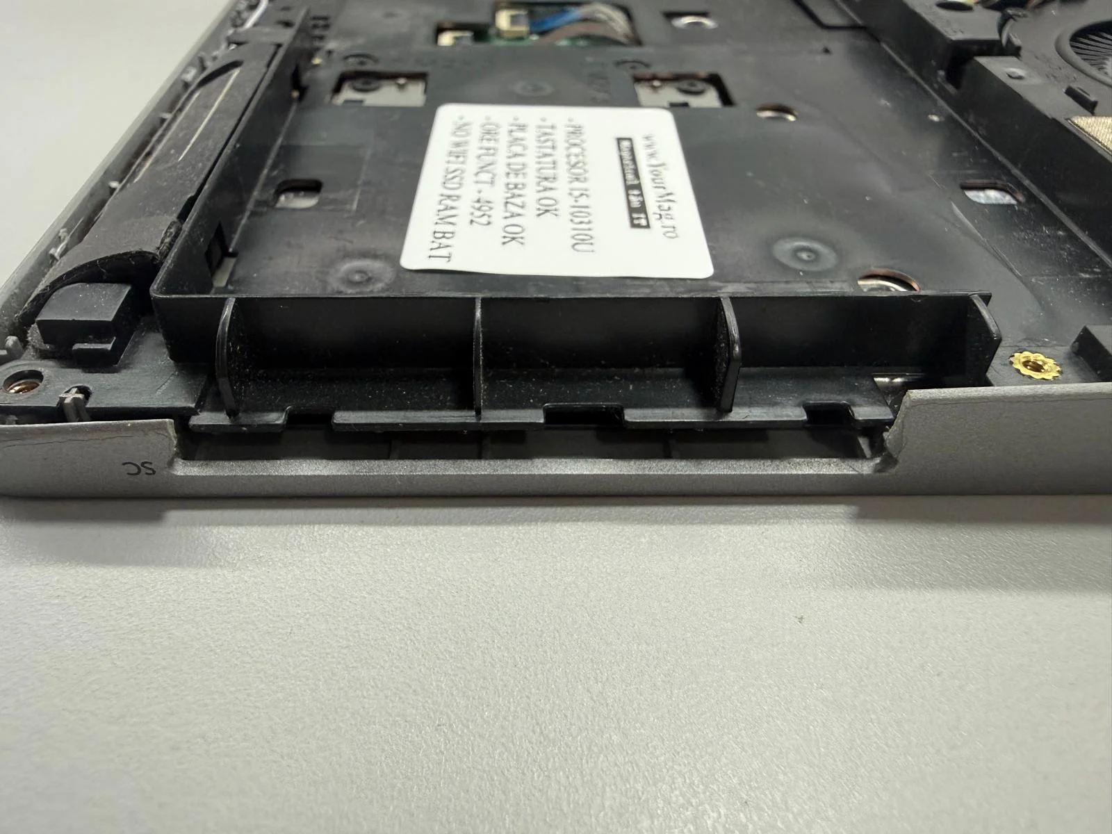 Placa de baza Dell Latitude 5510 i5-10310U cu palmrest - imagine 4