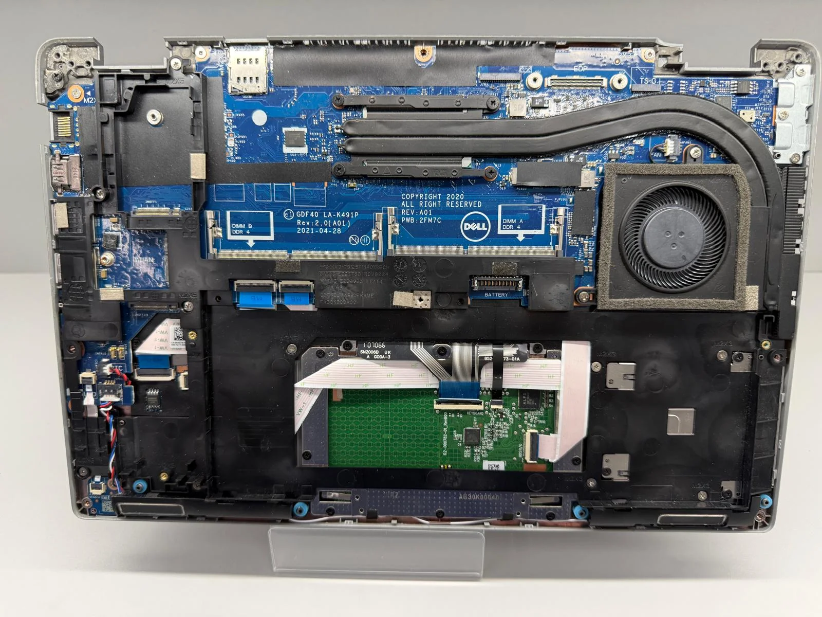 Placa de baza Dell Latitude 5420 i5-1145G7 cu palmrest YNC128 - imagine 2