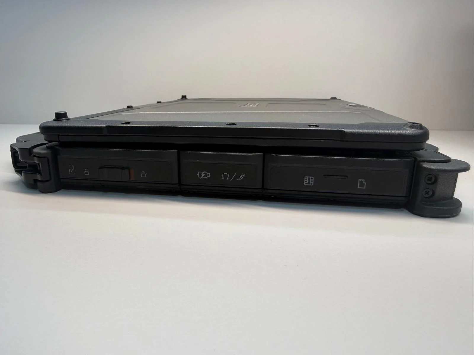 Laptop SH GETAC v110 g4 Fully Rugged i5-7200U SSD 512Gb 24GB Ram diagnoza auto touchscreen - imagine 11