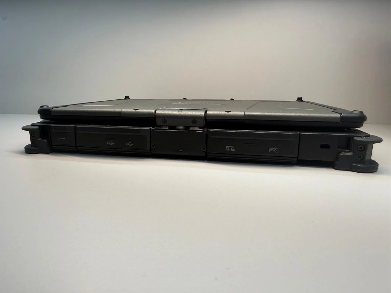 Laptop SH GETAC v110 g4 Fully Rugged i5-7200U SSD 512Gb 24GB Ram diagnoza auto touchscreen - imagine 12