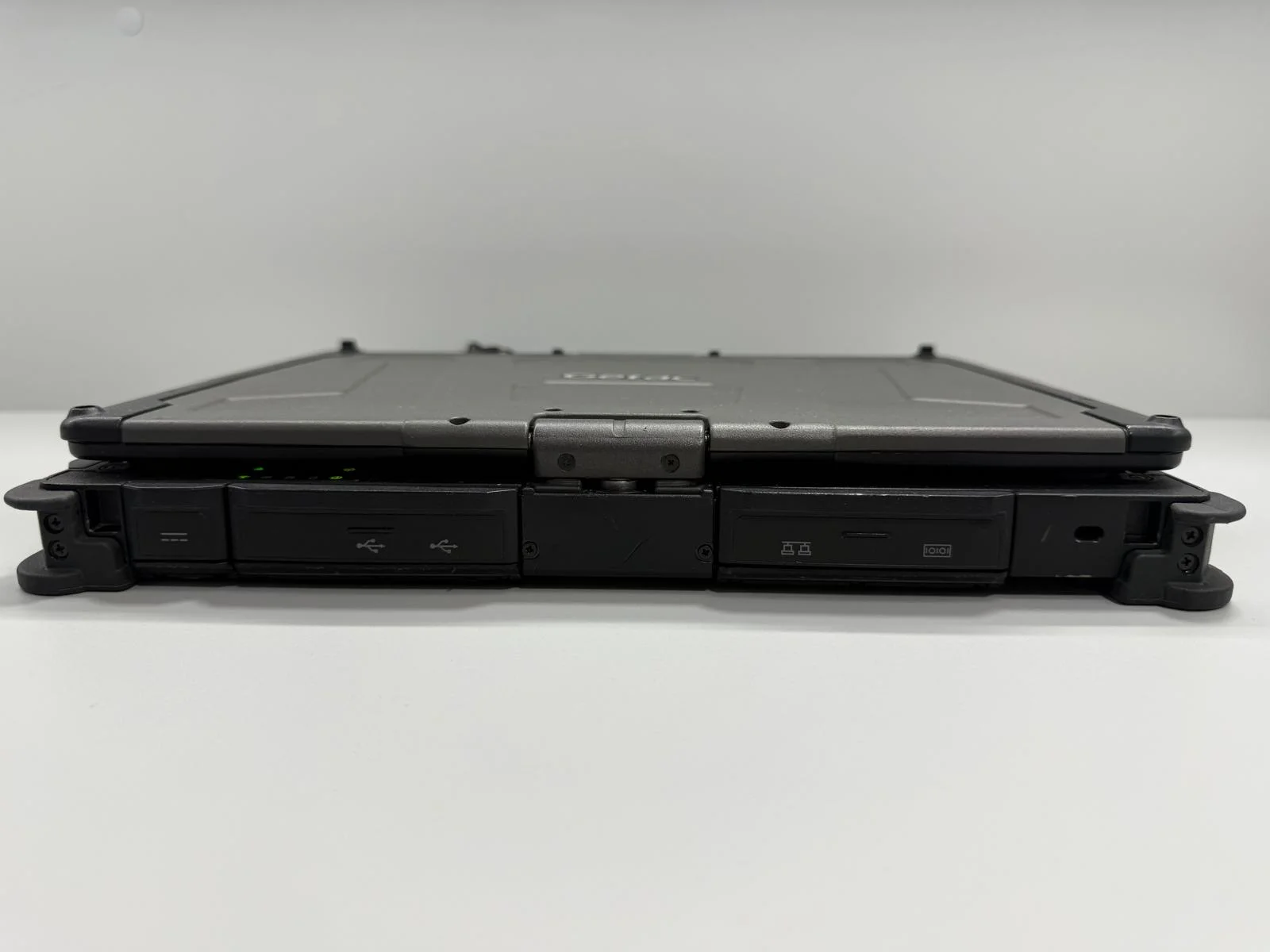 Laptop SH GETAC v110 g4 Fully Rugged i5-7200U SSD 512Gb 16GB Ram diagnoza auto touch - imagine 10