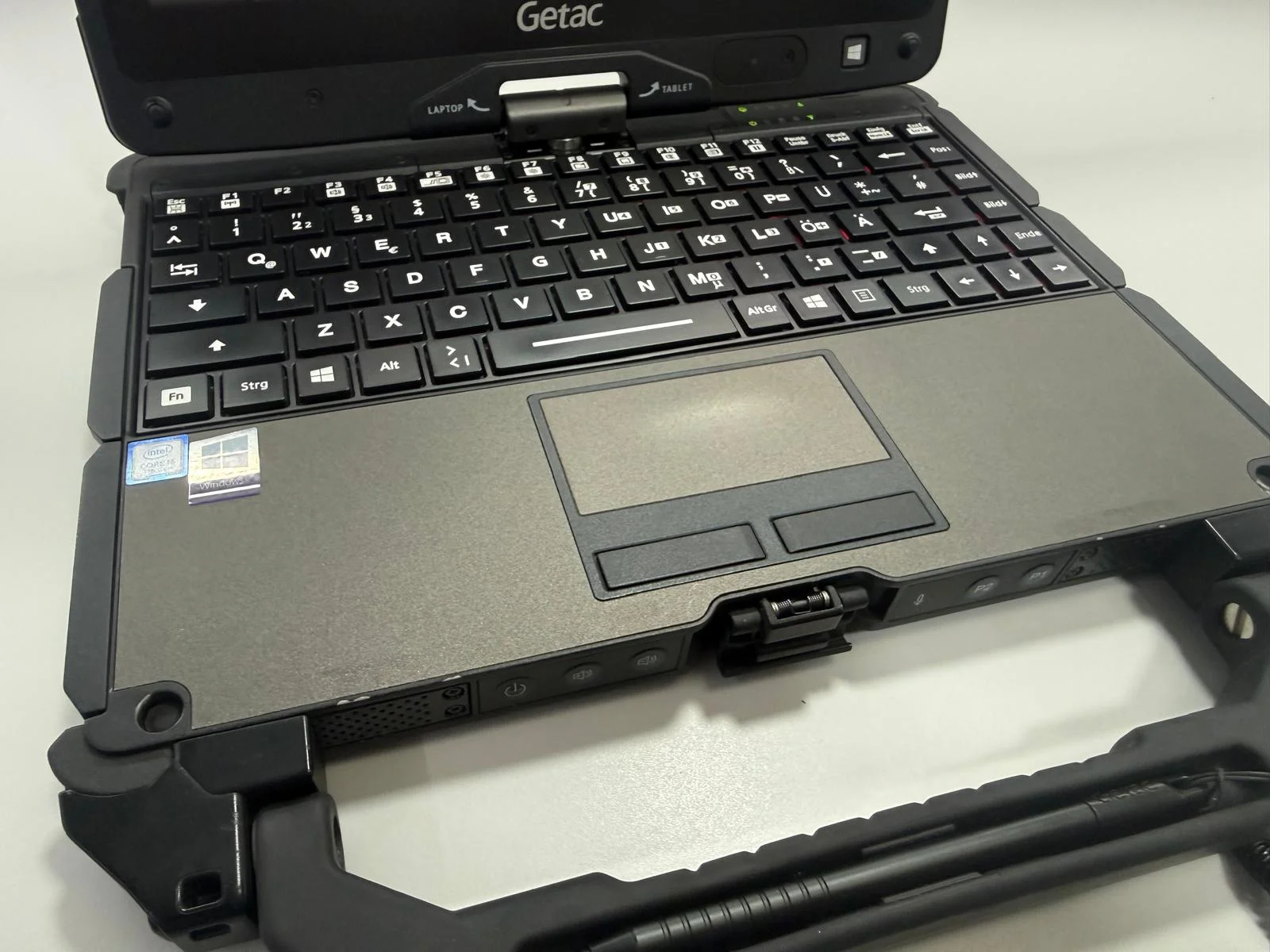 Laptop SH GETAC v110 g4 Fully Rugged i5-7200U SSD 512Gb 16GB Ram diagnoza auto touch - imagine 4