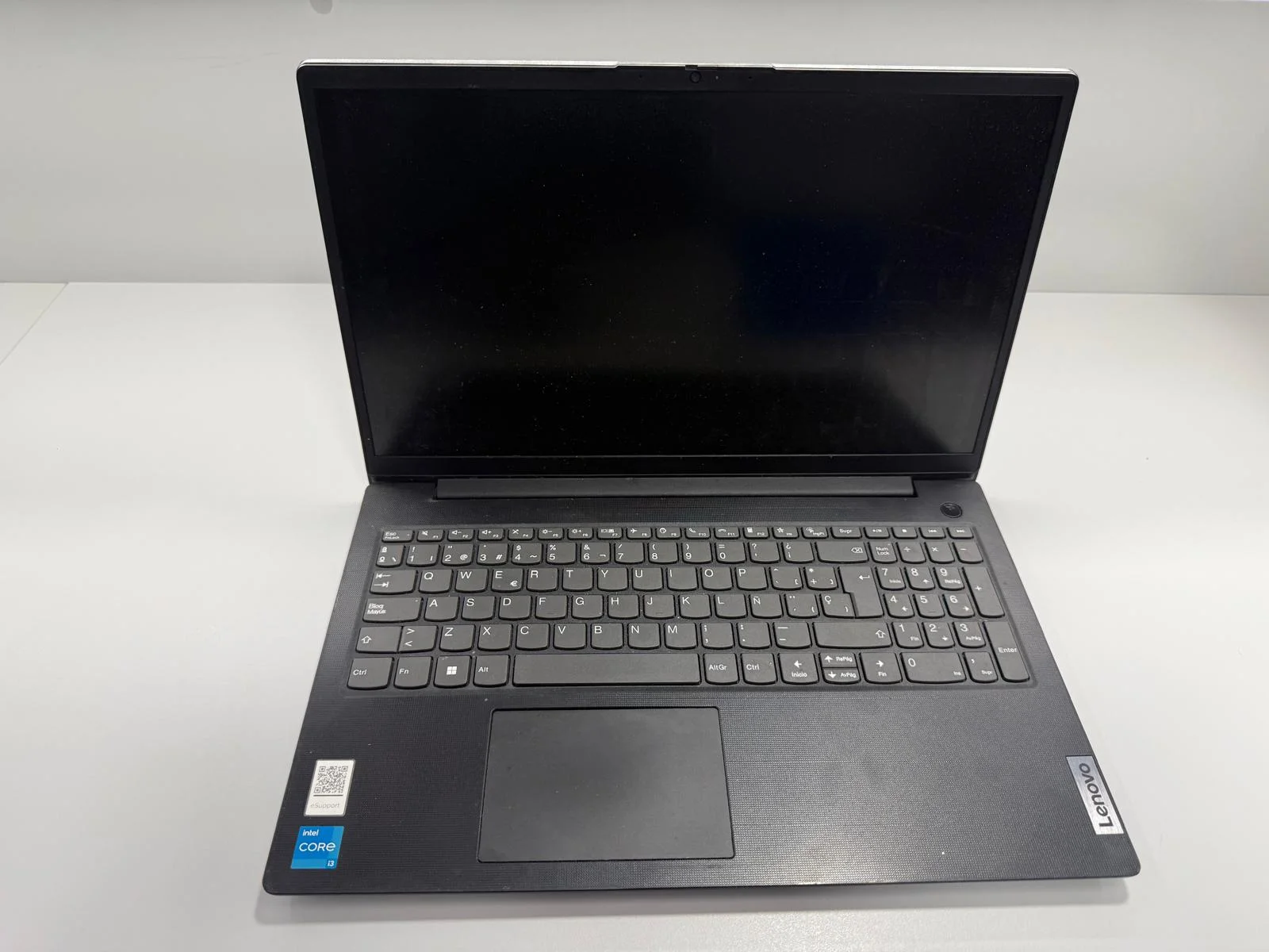 Laptop SH Lenovo V15 G2 ITL 4gb ram onboard incomplet/piese