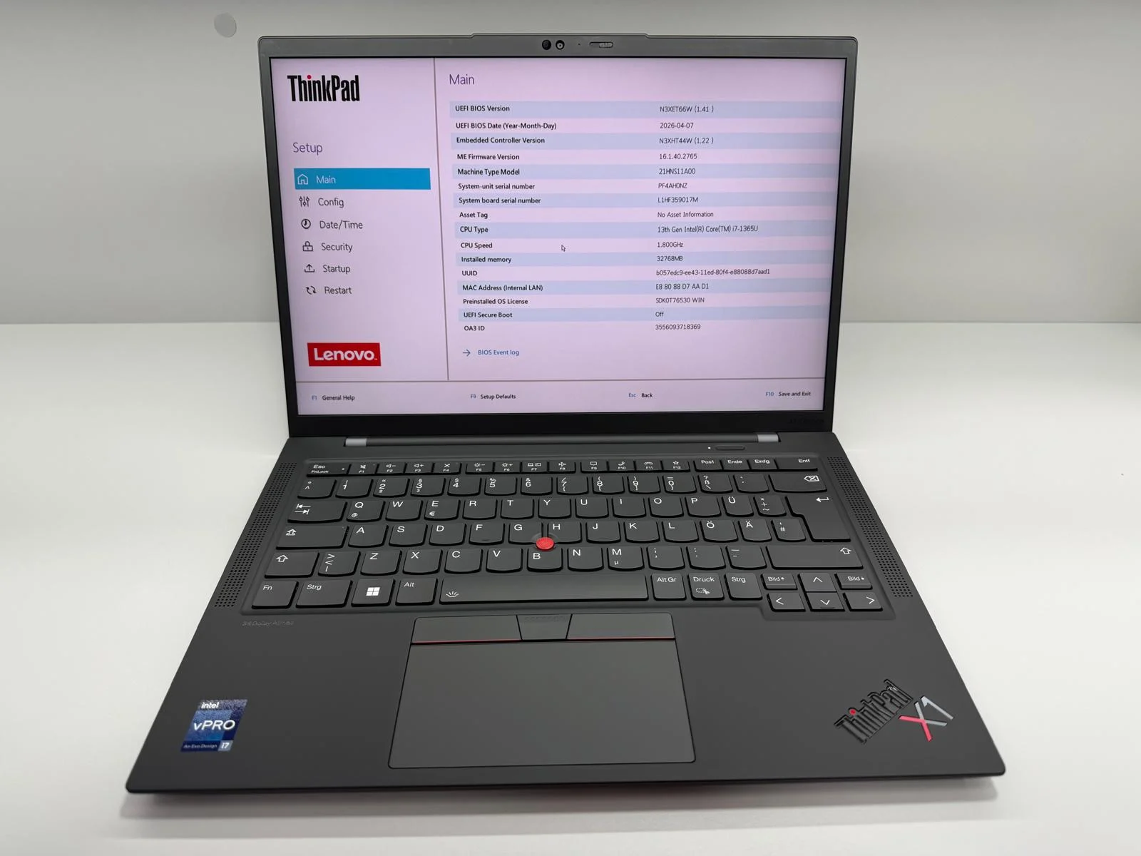 Laptop SH Lenovo X1 Carbon gen 11 i7-1365U 32Gb RAM DDR5 SSD 512Gb Touchscreen