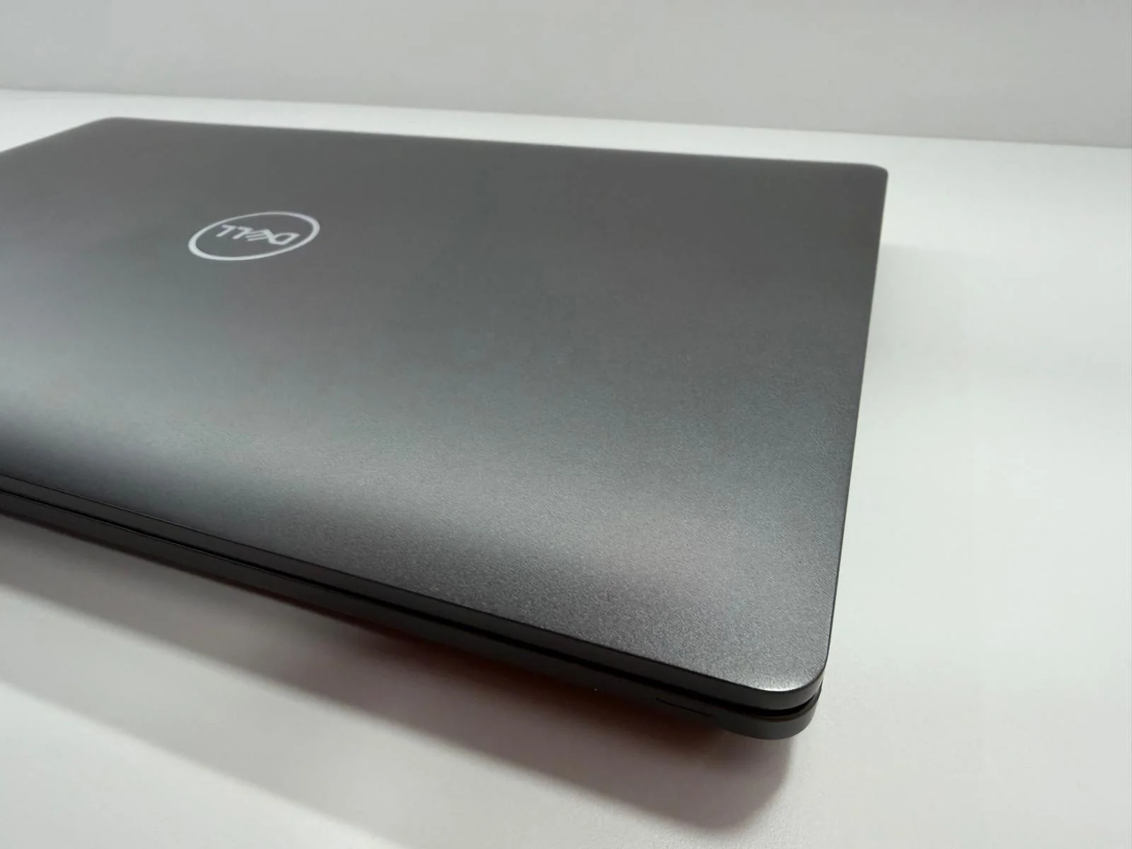 Laptop SH Dell Latitude 5501 i5-9400H 16gb ram 256gb SSD nVME TOUCHSCREEN - imagine 5