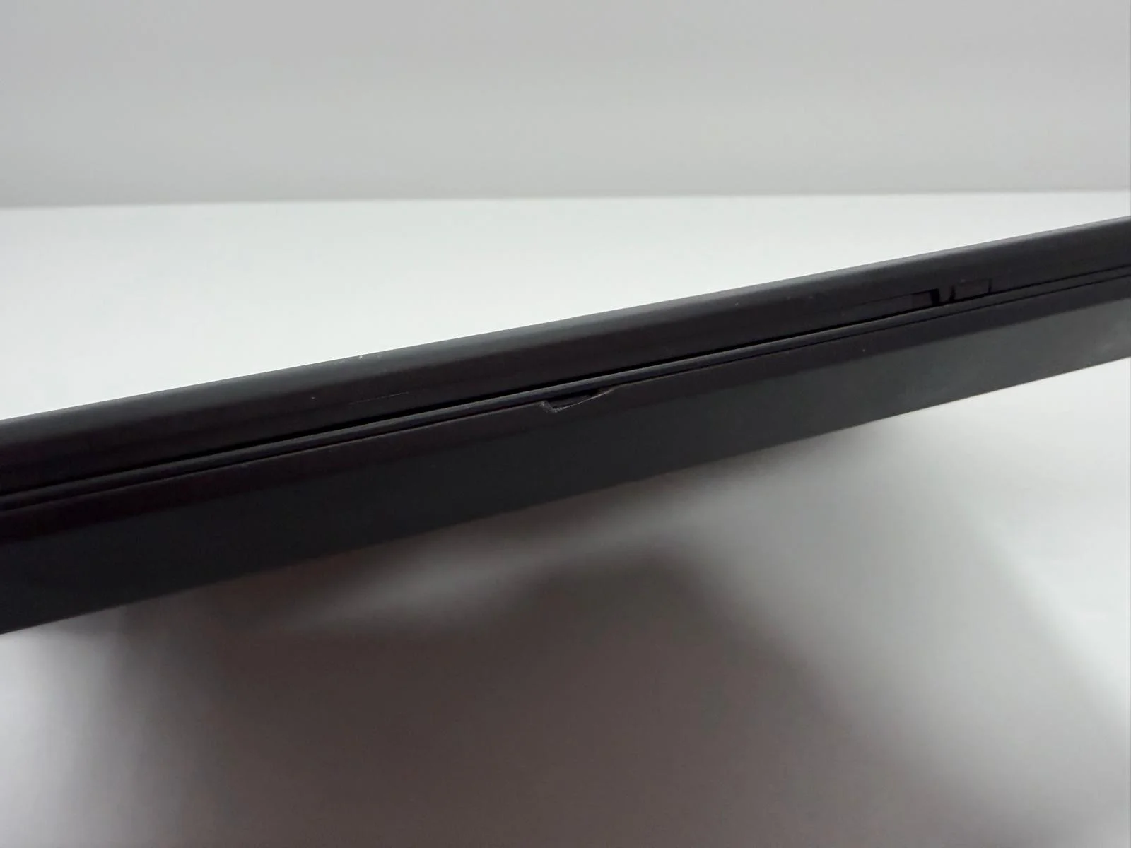 Laptop SH Lenovo T490 incomplet/piese YDZ113 - imagine 4