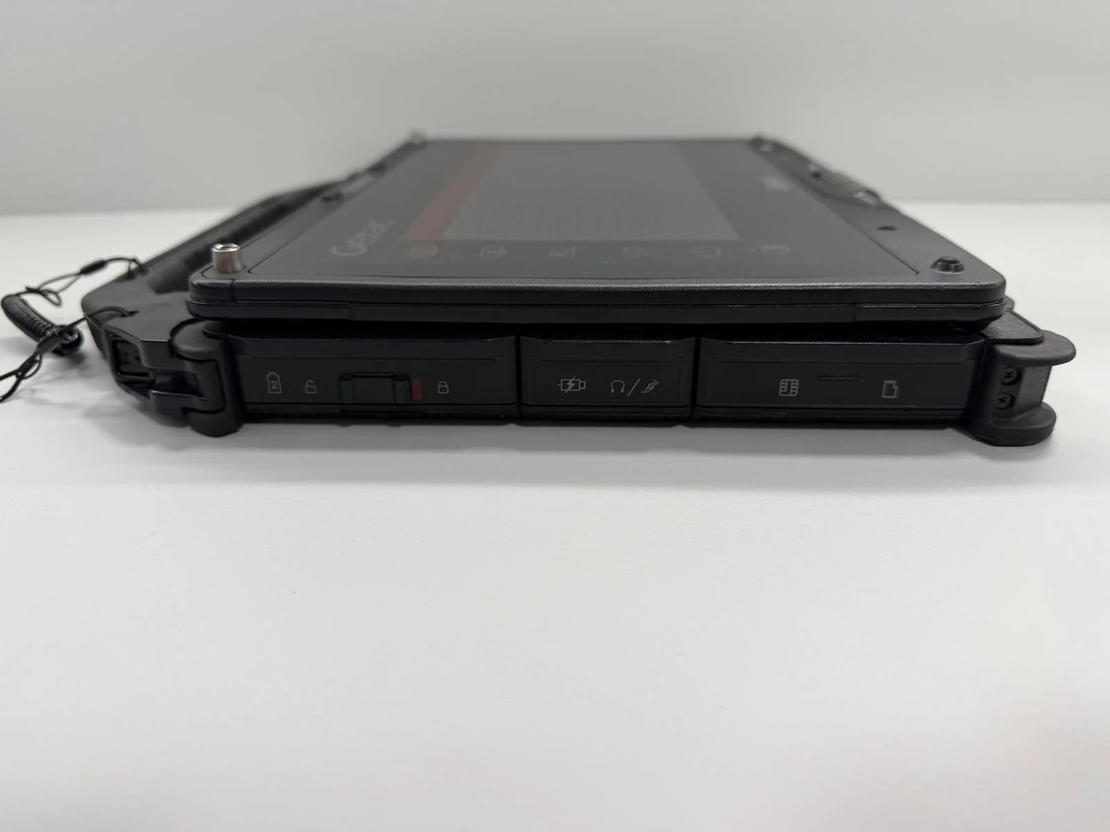 Laptop SH GETAC v110 g4 Fully Rugged i5-7200U SSD 512Gb 16GB Ram diagnoza auto touchscreen - imagine 9