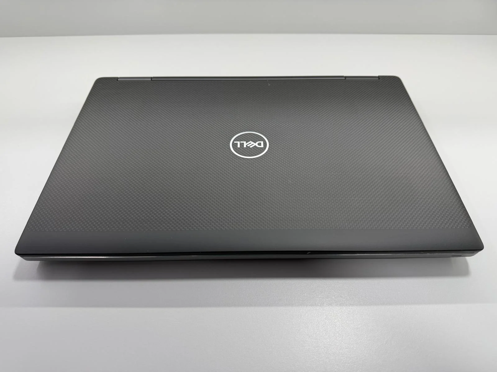 Laptop SH Dell Precision 7540 i7-9850H 64gb RAM SSD 512gb NVME WorkStation nVIDIA Quadro 4GB - imagine 9