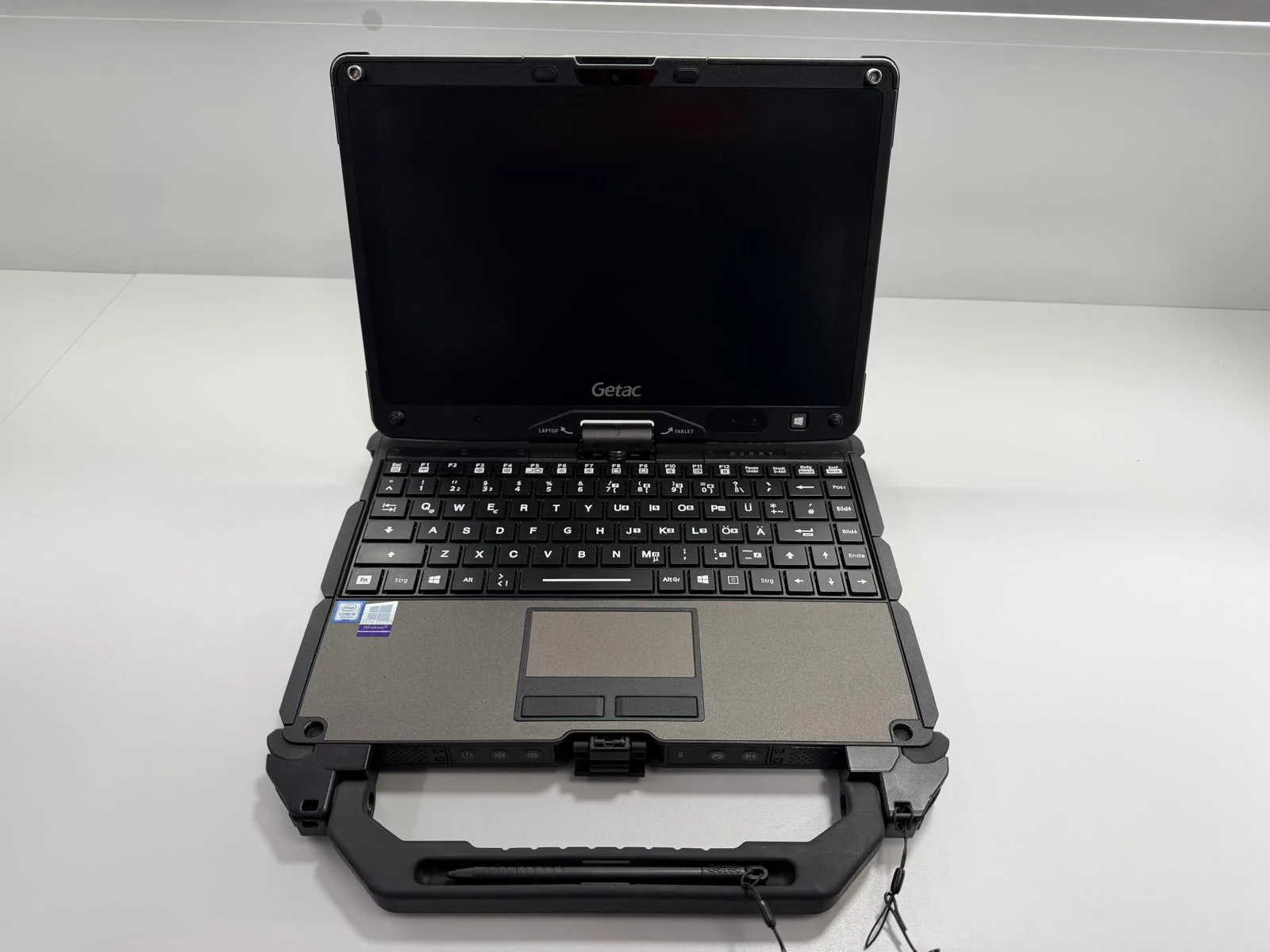 Laptop SH GETAC v110 g4 Fully Rugged i5-7200U SSD 512Gb 24GB Ram Diagnoza Auto - imagine 3