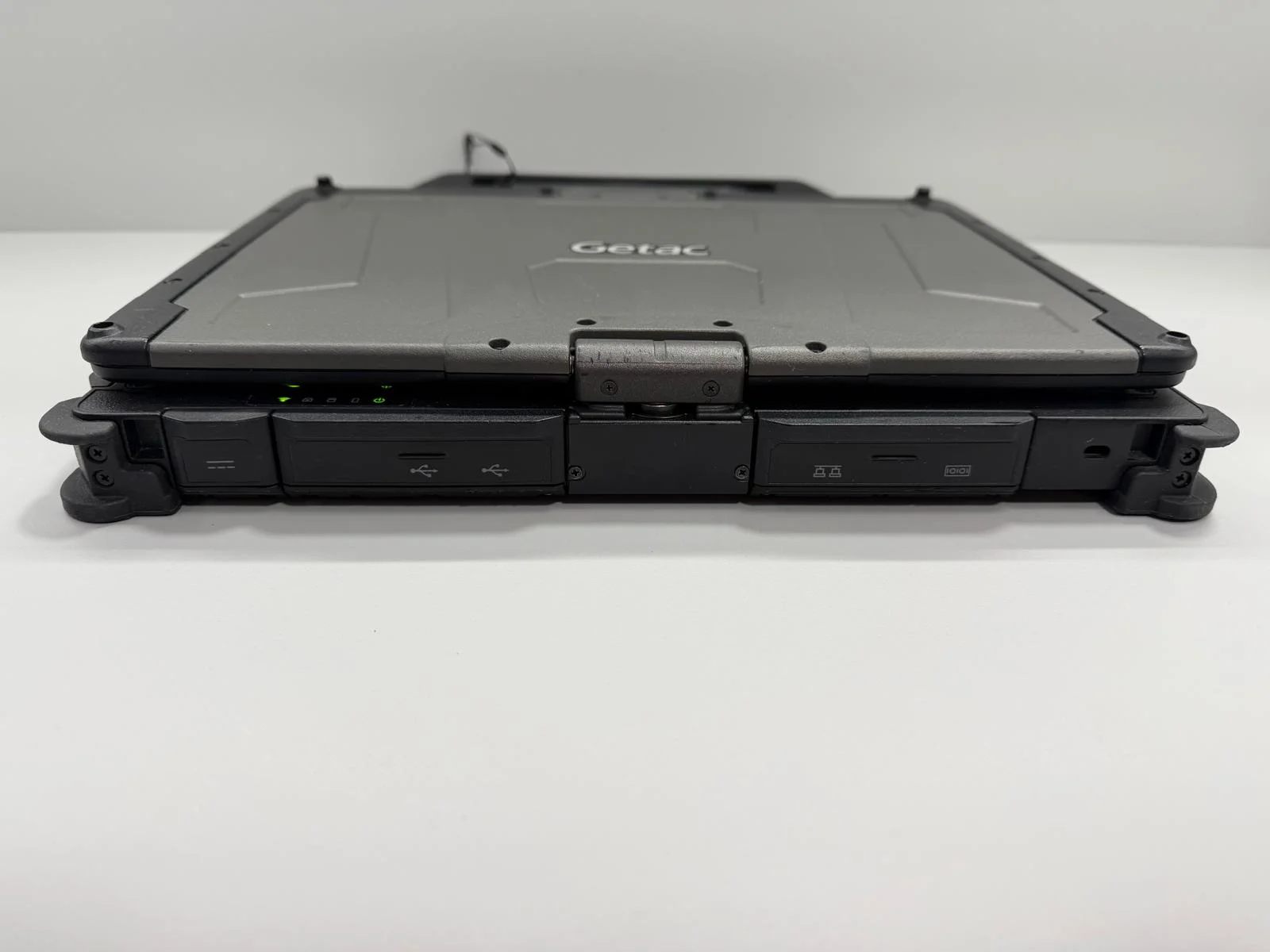 Laptop SH GETAC v110 g4 Fully Rugged i5-7200U SSD 512Gb 24GB Ram Diagnoza Auto - imagine 9