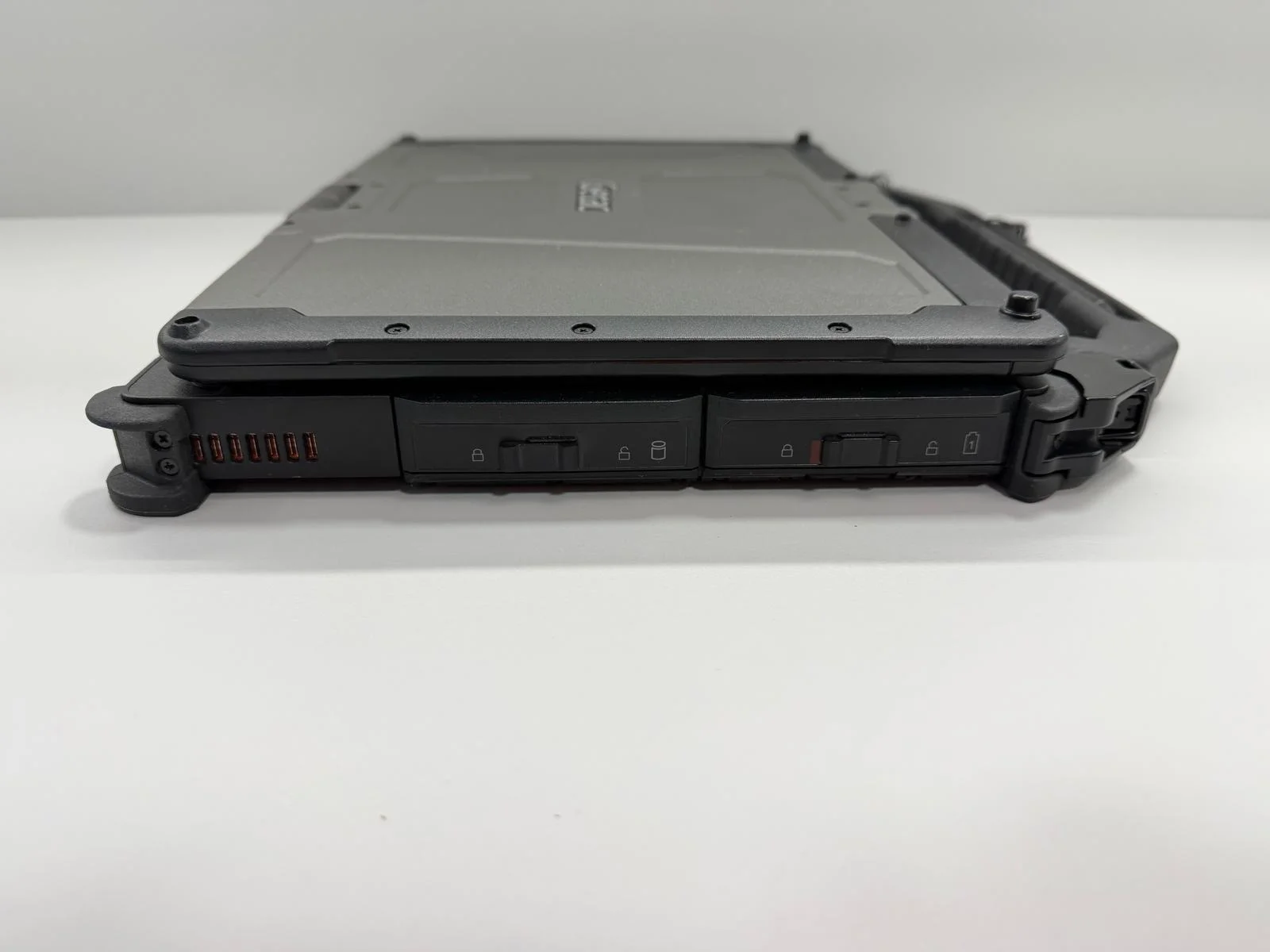 Laptop SH GETAC v110 g4 Fully Rugged i5-7200U SSD Diagnoza Auto - imagine 6