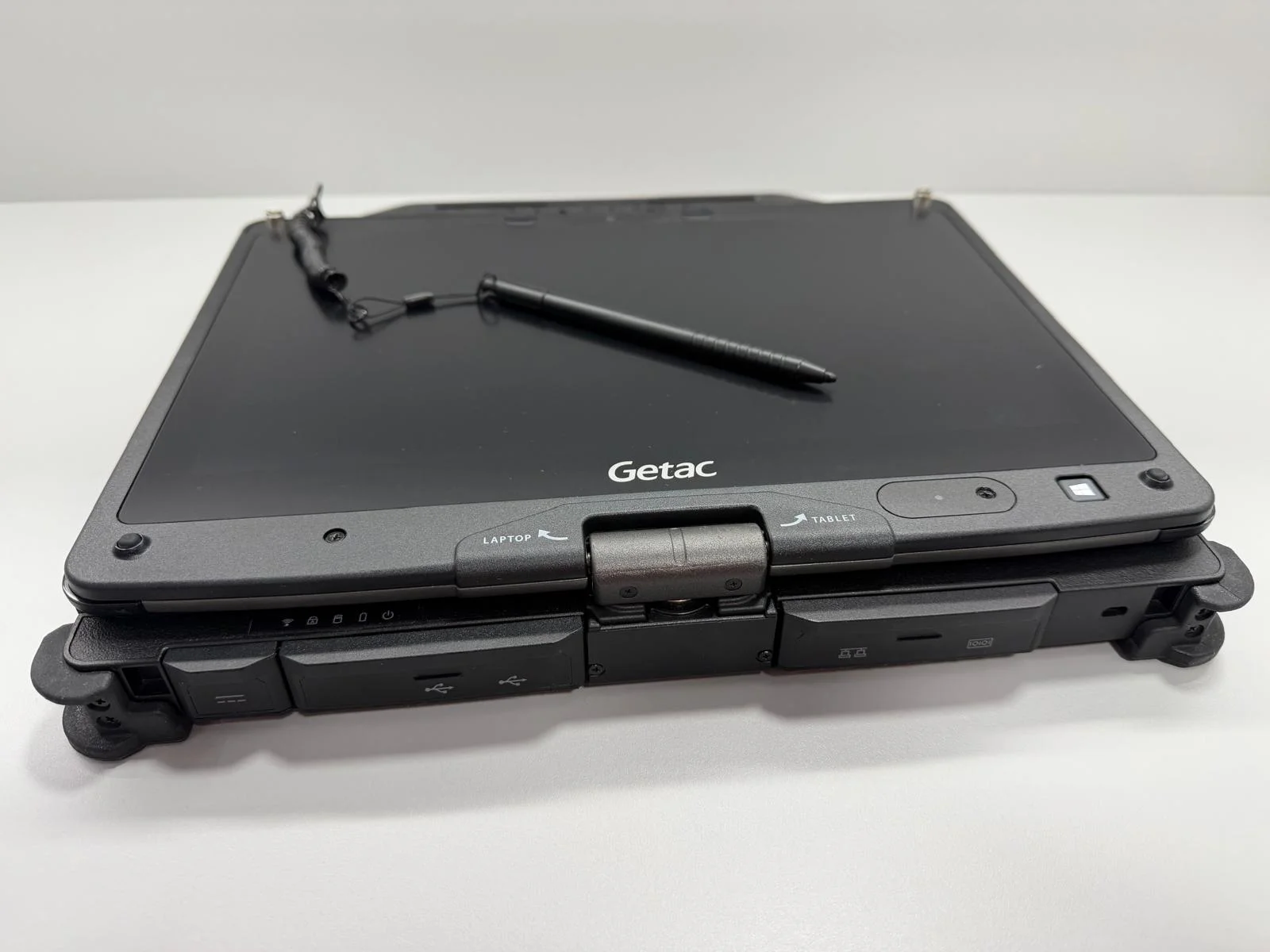 Laptop SH GETAC Fully Rugged i5-7200U SSD 512Gb 24GB Ram Diagnoza - imagine 2