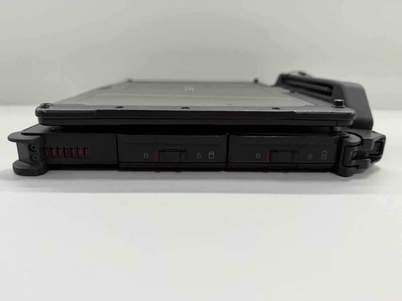 Laptop SH GETAC Fully Rugged i5-7200U SSD 512Gb 16GB Ram - imagine 7