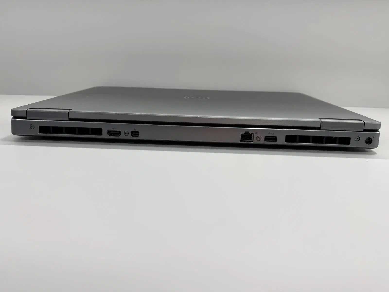 Laptop SH Dell Precision 7740 i7-9850H Quadro RTX 5000 16GB 128GB RAM SSD 1TB Display 4K - imagine 7